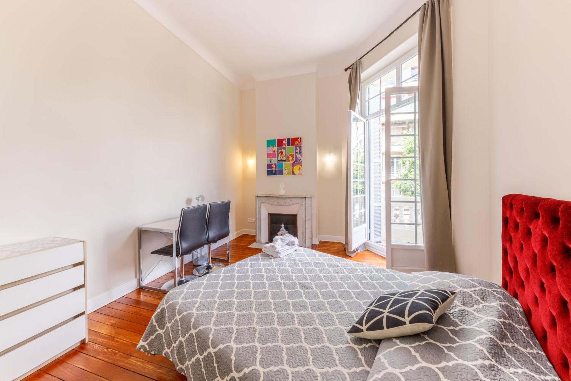 Appartement Prestige Designer Apartment, Super Nice