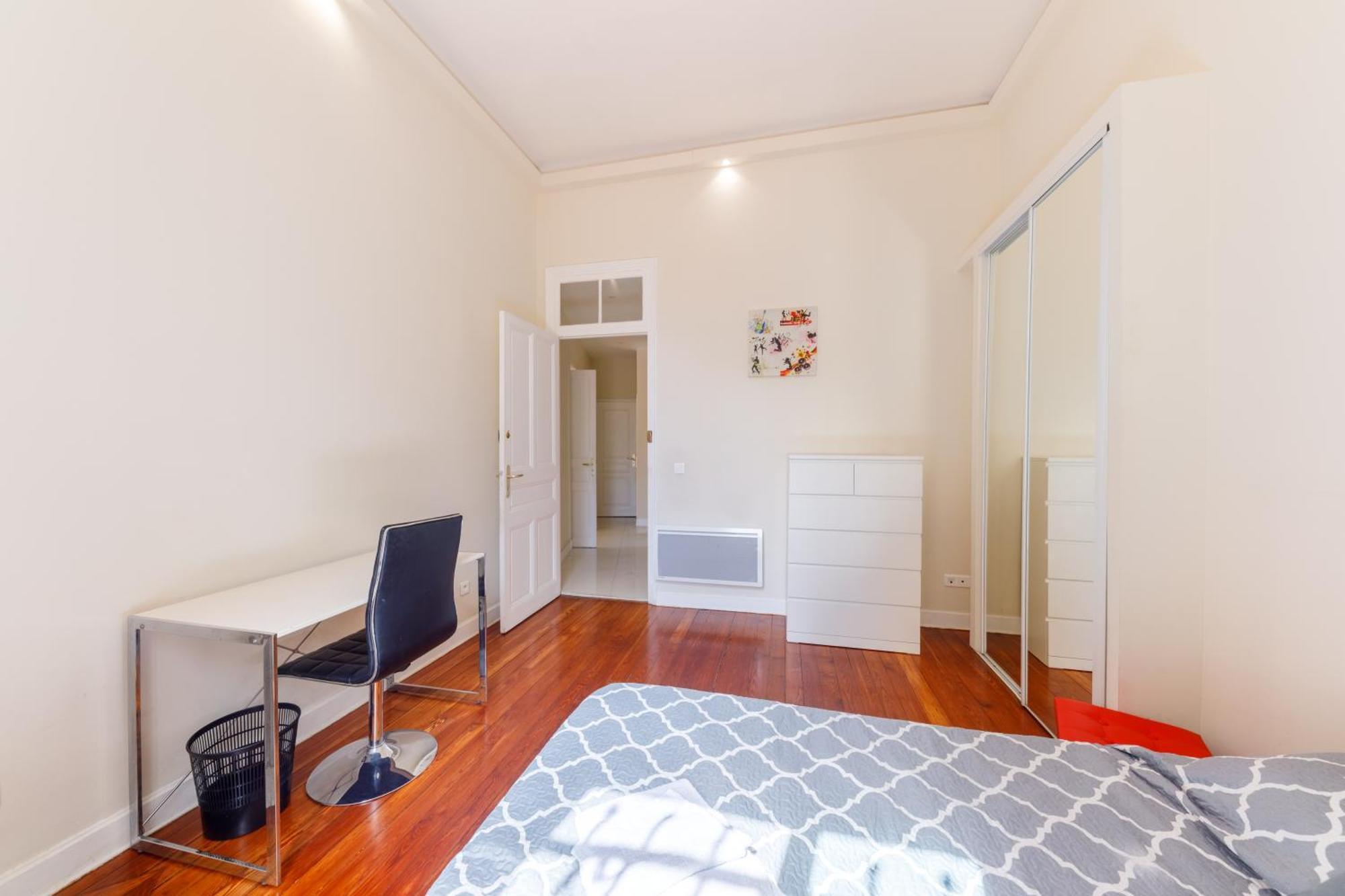 Appartement Prestige Designer Apartment, Super Nice